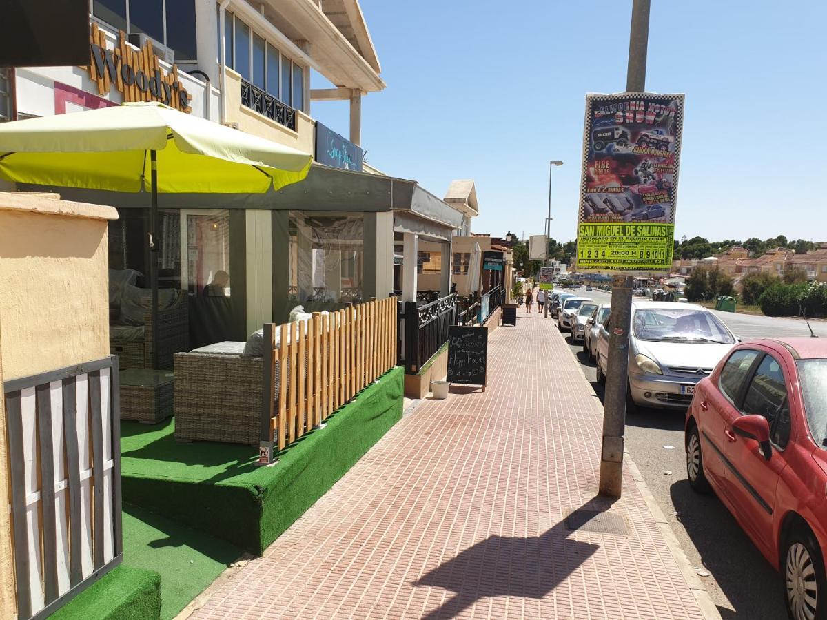 Amazing Villamartin House Sleeps 6 With Pool Villacosta Exterior foto